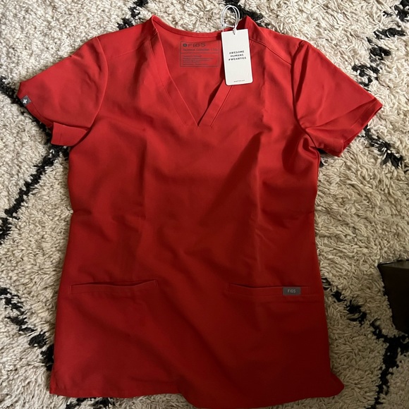 Figs scrub top - Picture 1 of 1